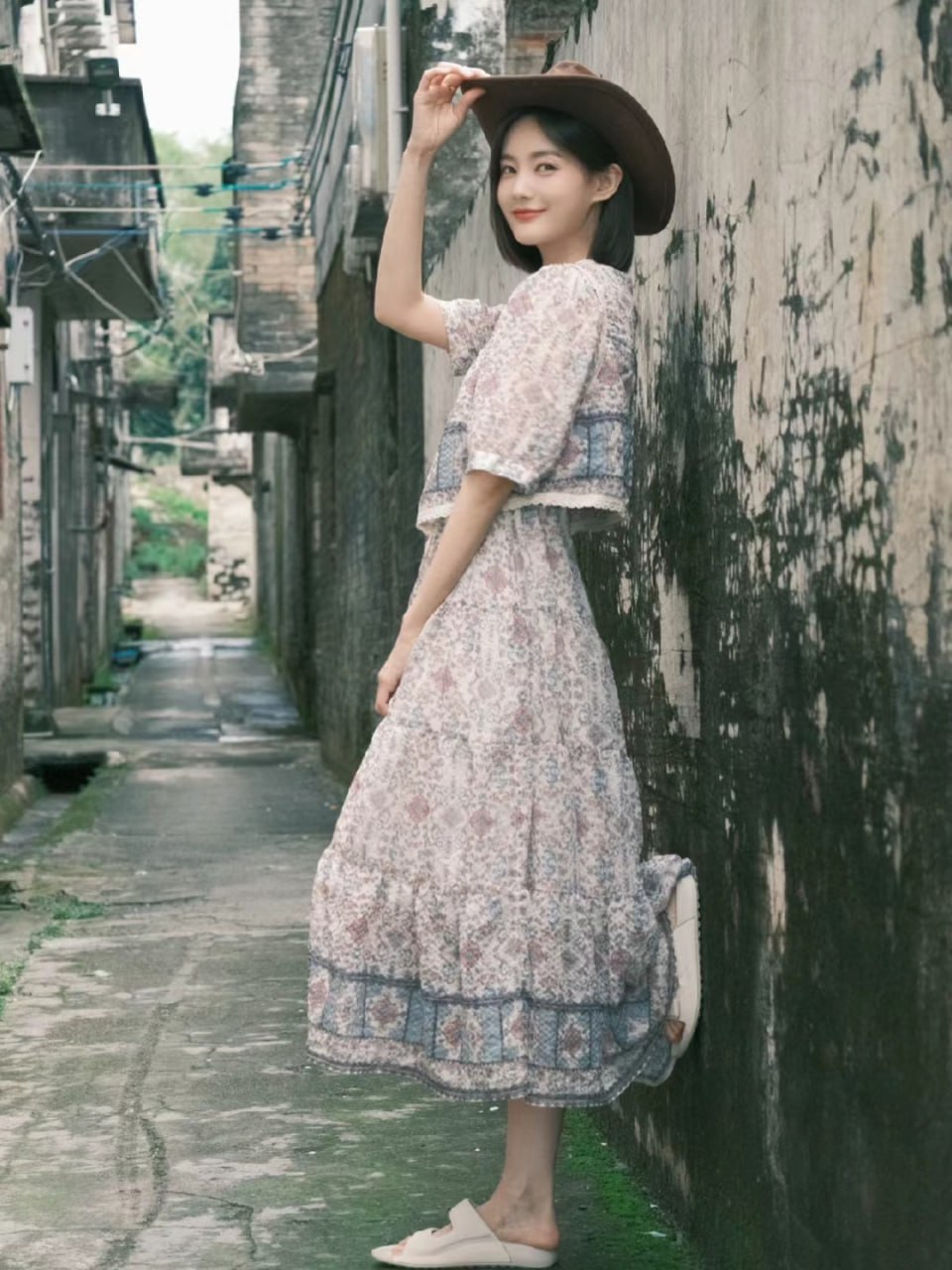 是依酱吖原名叫什么 是依酱吖最新